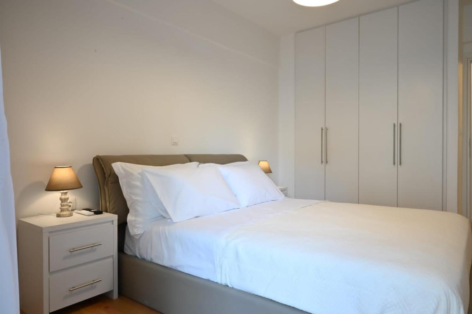 Modern Two Bedroom Apartment At Koukaki Athen Exterior foto